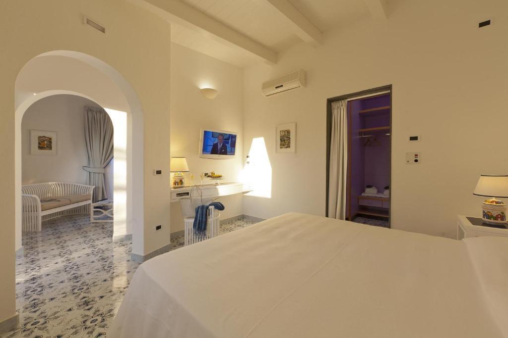 San Michele Hotel & Spa Sant'Angelo  Pokoj fotografie